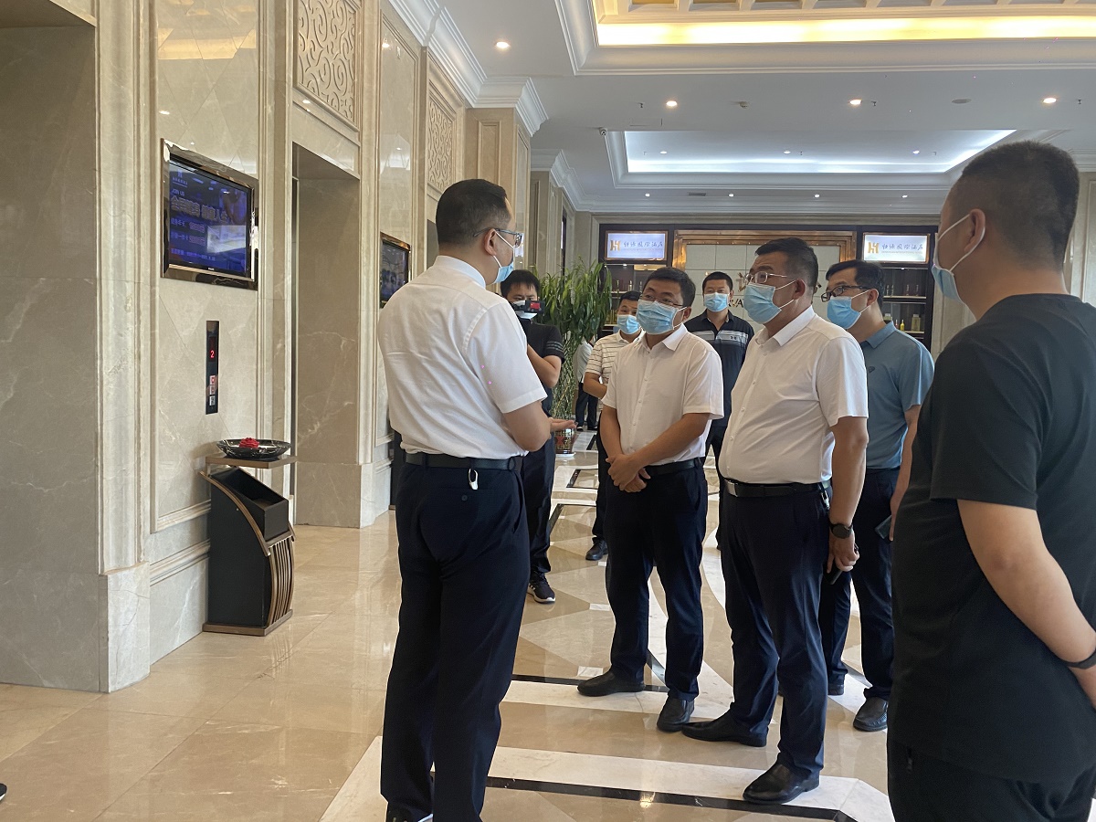 1630895777559403.jpeg 1   指导疫情防控工作2.jpg